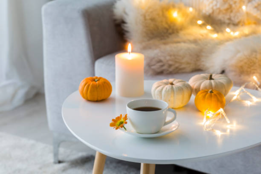 Seasonal & Themed Decor